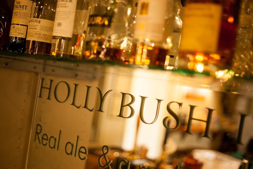 Hollybush Inn Greenhaugh Eksteriør billede